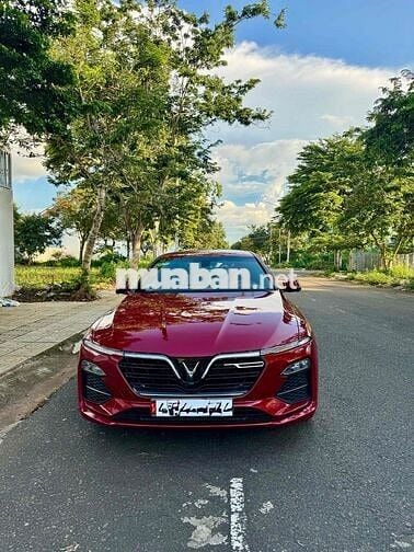 VinFast Lux A Premium 2021 Đỏ 70.000 km