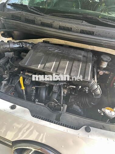 BÁN GẤP I10 SEDAN ,SỐ SÀN, MÀU TRĂNG 2015