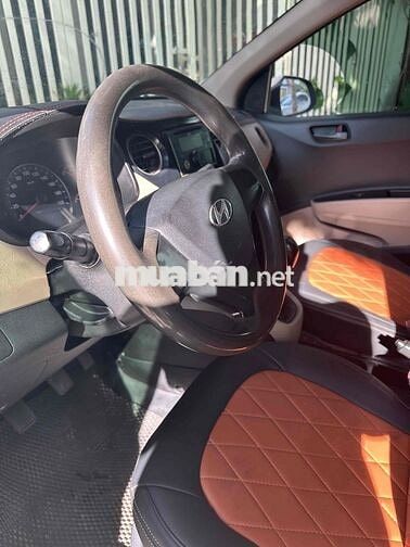 BÁN GẤP I10 SEDAN ,SỐ SÀN, MÀU TRĂNG 2015