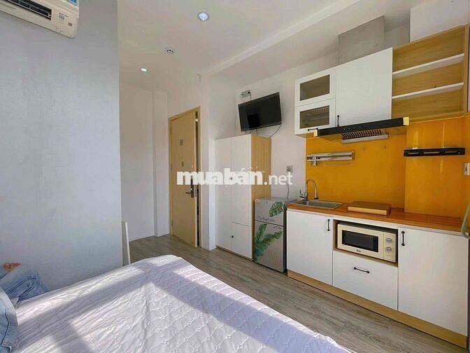 ✨TRỐNG LẠI 1 PHÒNG STUDIO FULL NỘI THẤT CÓ BAN CÔNG ĐÓN NẮNG✨NVQ
