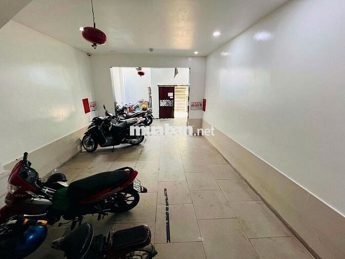 CHDV 138m2 Quận 3 • Ngang 10m × 15m • 13 phòng • 90tr/tháng • 21 Tỷ