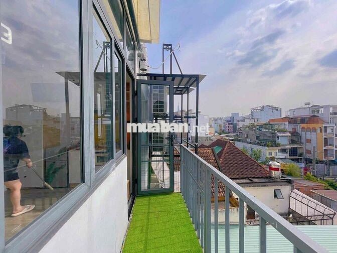 ✨TRỐNG LẠI 1 PHÒNG STUDIO FULL NỘI THẤT CÓ BAN CÔNG ĐÓN NẮNG✨NVQ