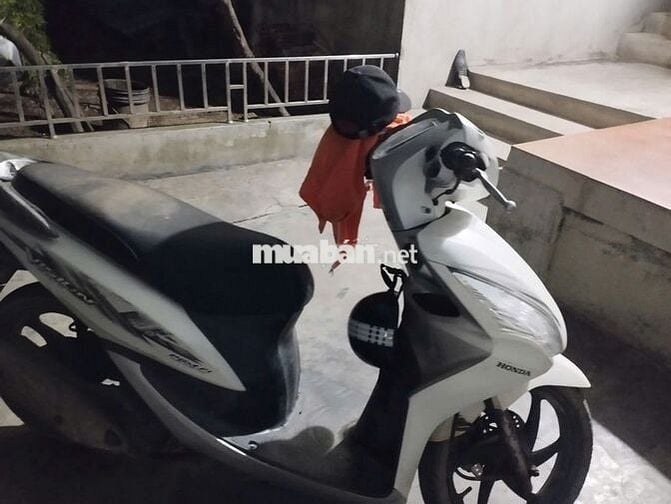 Cân bán xe đi làm 