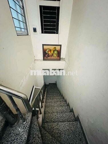 cho thuê nhà Bồ Đề, 65m, 2pn, đầy đủ nội thất.