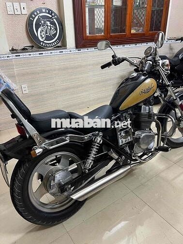 Honda Rebel 250 Mỹ Đen Vàng