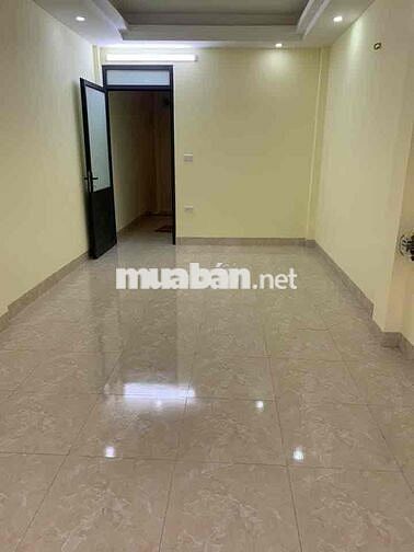 Cho Thuê phòng tầng 4, S34m, vệ sinh riêng