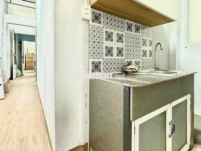 CĂN 2 PHÒNG NGỦ BAN CÔNG - NGAY LÊ VĂN SỸ