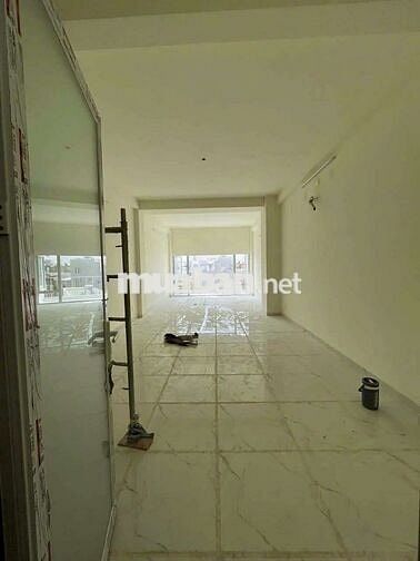 Cho thuê nhà mặt tiền Nguyễn Bỉnh Khiêm, P.1, Gò Vấp-DT: 4.5m  x 16.5m