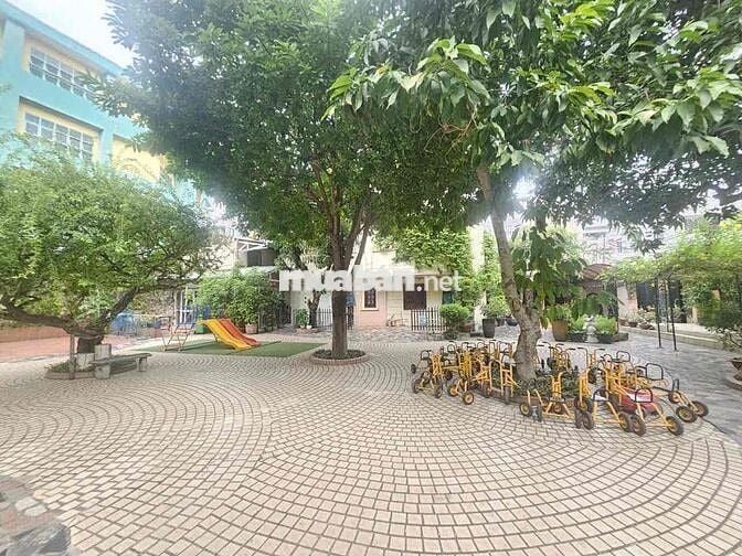 🍑Biệt Thự sân vườn-40x30- 3 Tầng - 200tr🍑