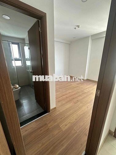 Cho thuê căn góc 2pn, 2wc ban công Bcons Garden