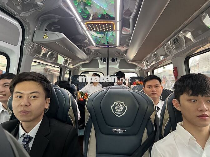 Hyundai Solati 2025 Trắng 33.000 km