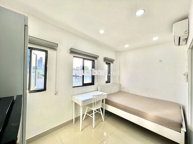PHÒNG XINH ĐÓN NẮNG - MỚI KENG NGAY LÊ VĂN SỸ Q3