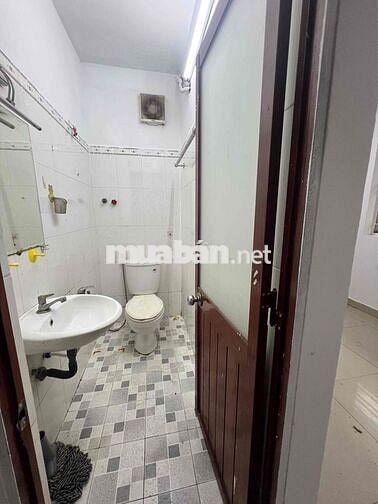 🪵🏡 Chính chủ cho thuê phòng máy lạnh 2,5–3 triệu • WC riêng • 382 Lê H