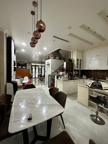Bán nhà Liền kề Hà Đô Quận 10.