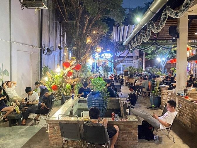 Chủ cho thuê MTKD không gian mở 300m2 Ngang 12 MT Bàu Cát KD sầm uất
