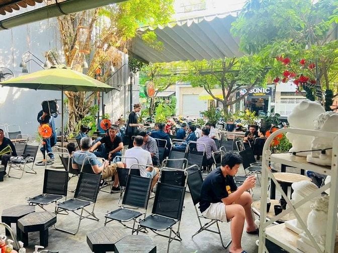 Chủ cho thuê MTKD không gian mở 300m2 Ngang 12 MT Bàu Cát KD sầm uất