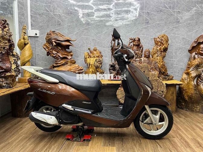 Honda Lead biển SG dàn áo zin sạch sẽ, máy bao êm
