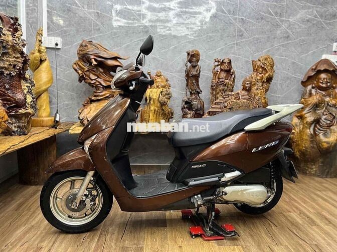 Honda Lead biển SG dàn áo zin sạch sẽ, máy bao êm