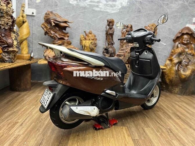 Honda Lead biển SG dàn áo zin sạch sẽ, máy bao êm
