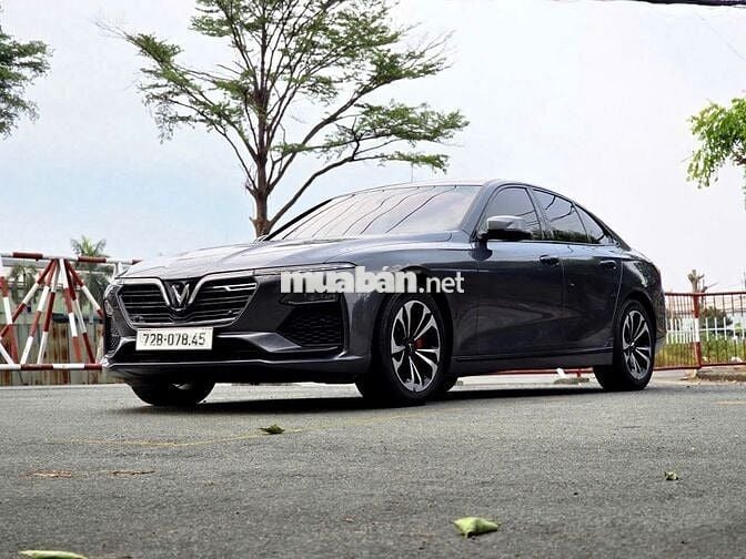 VinFast Lux A2.0 TURBO 2022 BASE