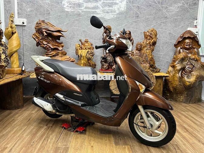 Honda Lead biển SG dàn áo zin sạch sẽ, máy bao êm