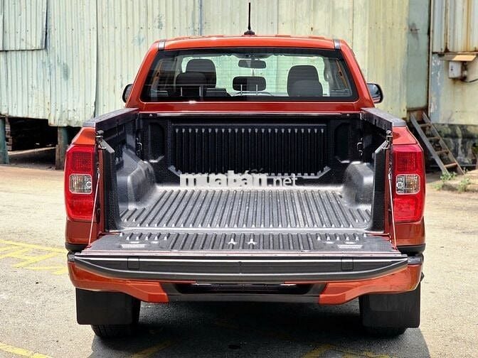Ford Ranger XLS MT 2022 Số sàn Diesel