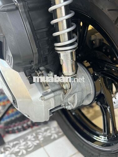 SH 125 đời 2025 Trắng đen 3000 cây 43AA-168.14