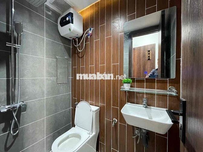 CĂN HỘ DỊCH VỤ ĐẦY ĐỦ NỘI THẤT CỬA SỔ BAN CÔNG GẦN ĐẦM SEN QUẬN 11
