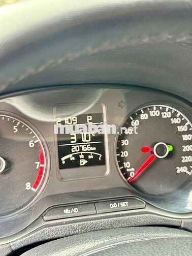 Volkswagen Polo 2020 Hatchback 1.6AT