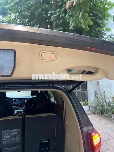 Kia sedona bản dầu cao cấp