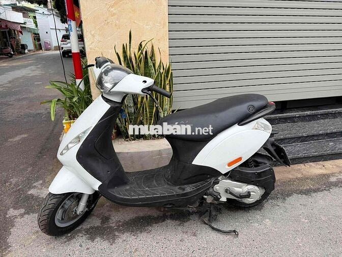 Piaggio Zip Trắng