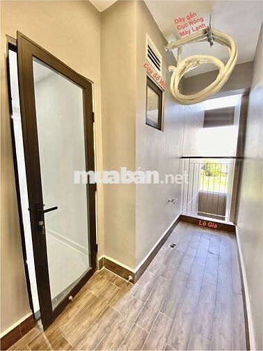 HOT! Cho thuê 2PN 5tr5 có sẵn rèm 1 máy lạnh view đẹp - ở ngay