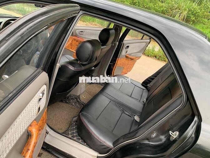 Mazda 626 Số sàn Xăng màu Đen