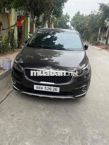 Kia Grand Sedona Dầu màu Nâu