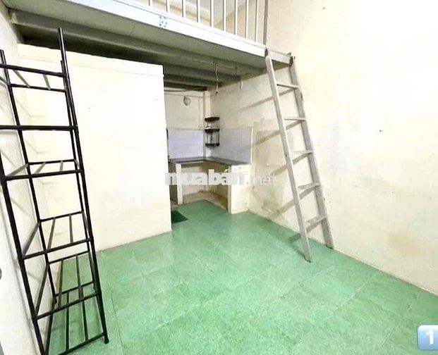 Phòng trọ Phạm Hùng có gác - 2tr3/tháng, giờ giấc tự do