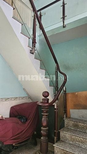 Bán nhà SH riêng- Rộng 4m-1 lầu- gần đường Nguyễn Ảnh Thủ- Nhỉnh 3 tỷ