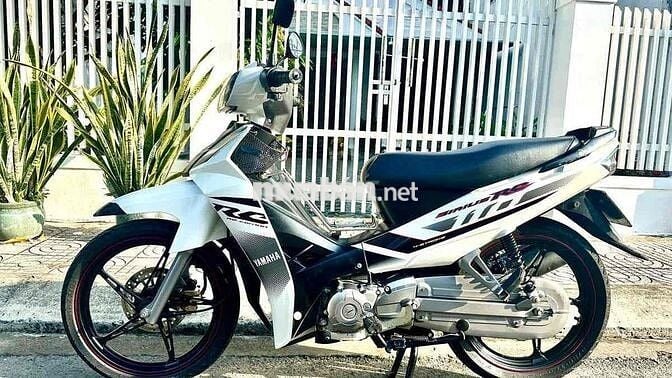 Yamaha Sirius Trắng Vĩnh Long