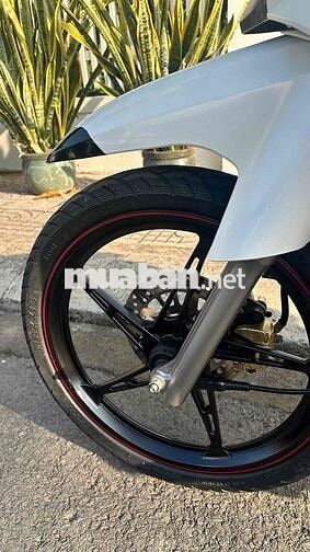 Yamaha Sirius Trắng Vĩnh Long