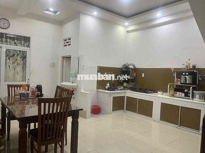 CHO THUÊ NHÀ HẺM TRẦN HOÀNG NA