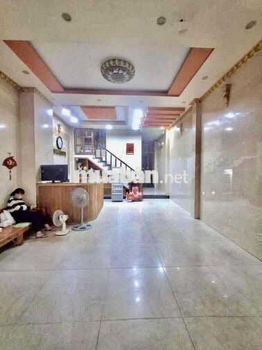 KHÁCH SẠN MTKD CÓ THANG MÁY LÊ TRỌNG TẤN– DOANH THU 100TR/THÁNG –100M2