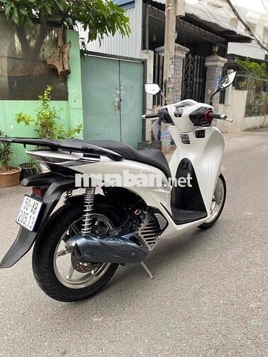 Honda SH 125i CBS 2025 bs Sài Gòn chính chủ