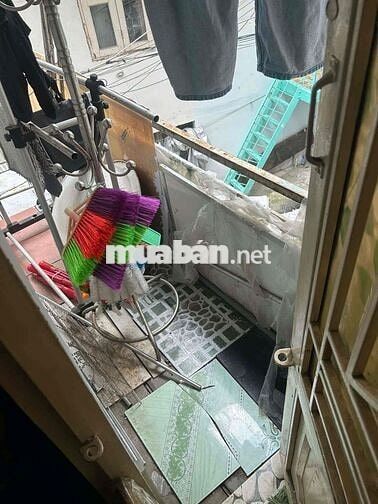 Cho thuê nhà nguyên căn 1 trệt 1 lầu giá siêu tốt, tiện đi Q1, PN, Q3