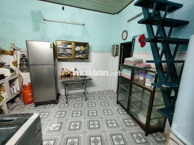 HƠN 60M2 ĐẤT,NỞ HẬU GẦN 8M TÀI LÔC~THẦN TÀI GÕ CỬA NHÀ SỐ 39