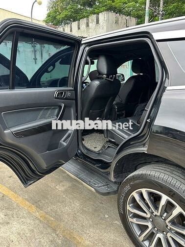 Ford Everest 2019 full 2 cầu Đen