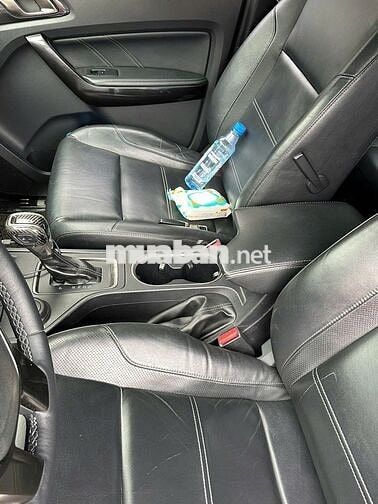 Ford Everest 2019 full 2 cầu Đen