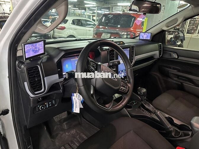 Ford Ranger XLS AT 2023 1 cầu Tự động Trắng