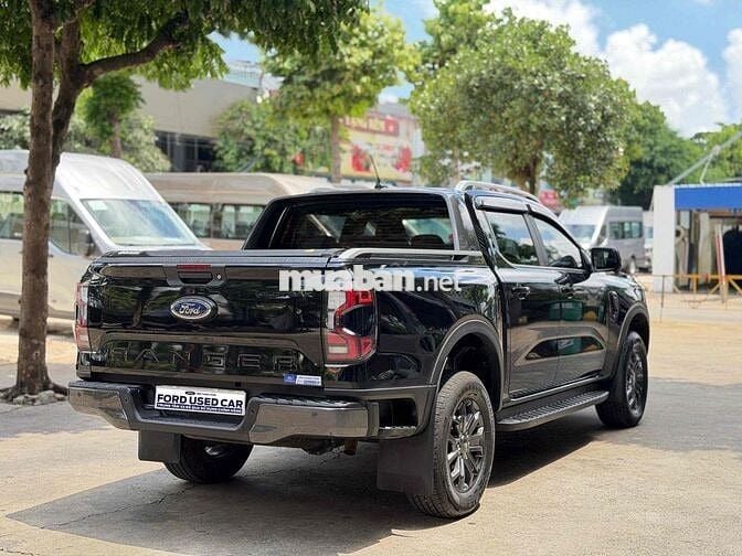 Ford Ranger Wildtrak 2025 Đi Lướt - Nắp Cuộn Điện