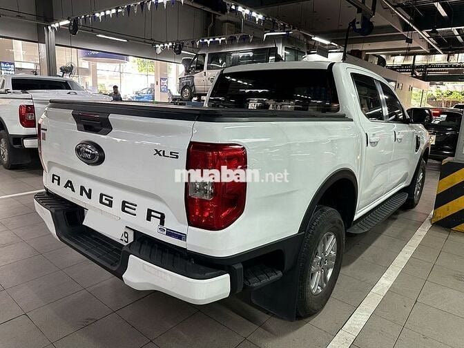 Ford Ranger XLS AT 2023 1 cầu Tự động Trắng