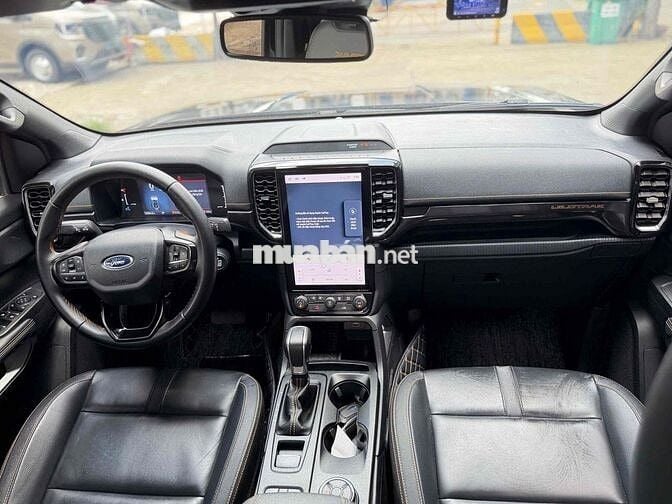 Ford Ranger Wildtrak 2025 Đi Lướt - Nắp Cuộn Điện
