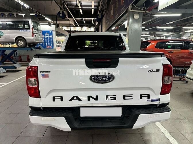 Ford Ranger XLS AT 2023 1 cầu Tự động Trắng